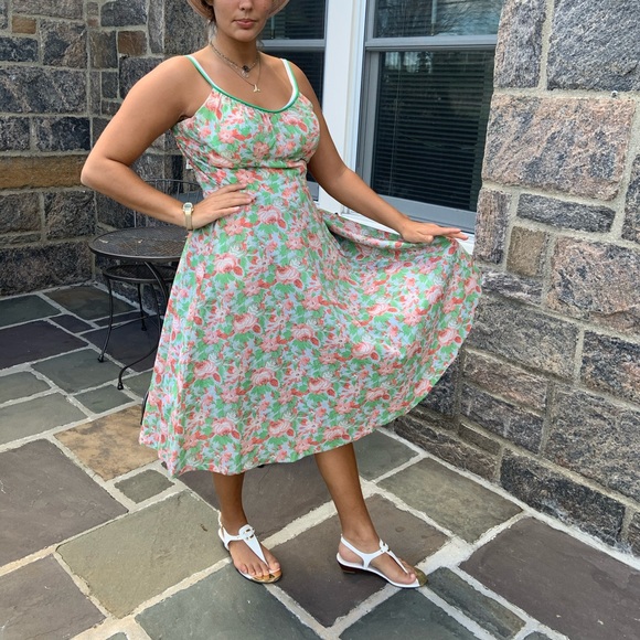 De Weese Design Dresses & Skirts - Vintage floral Sundress retro glam xl